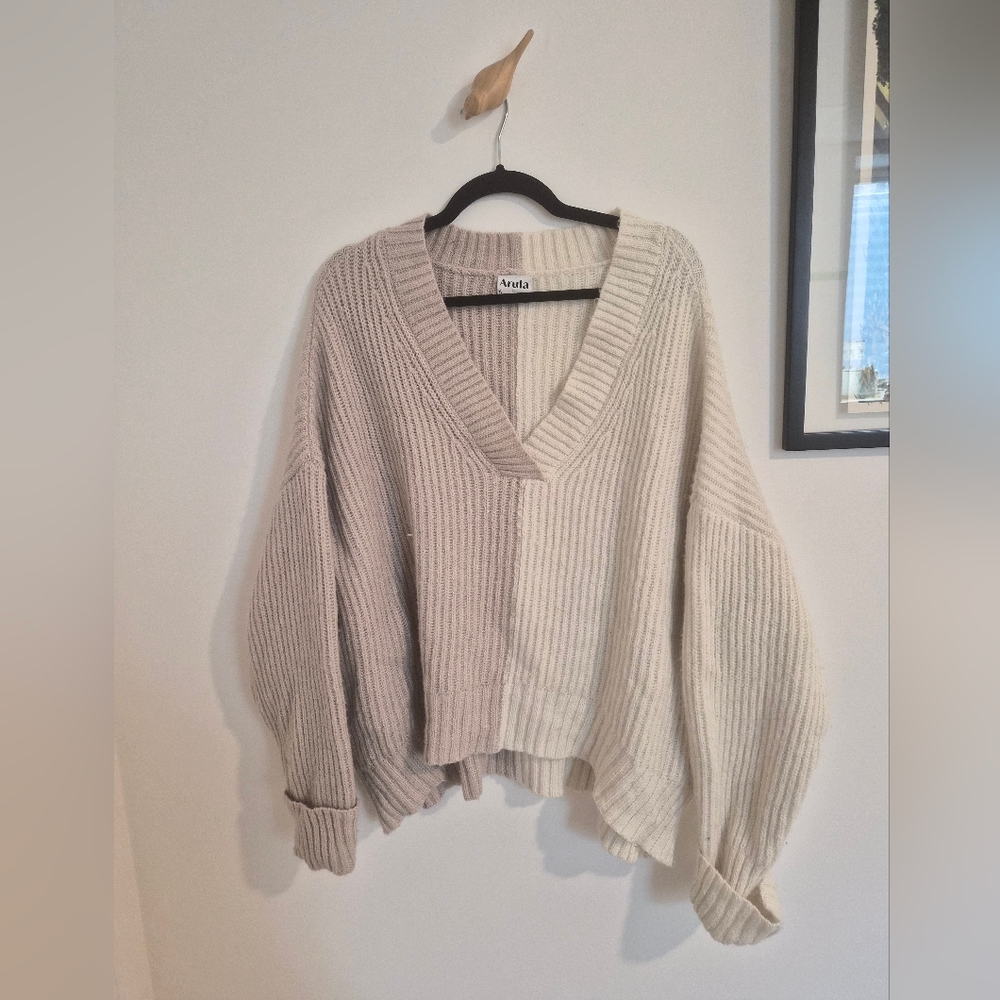 Arula Neutral Two-Tone Knit Sweater - Cream & Taupe